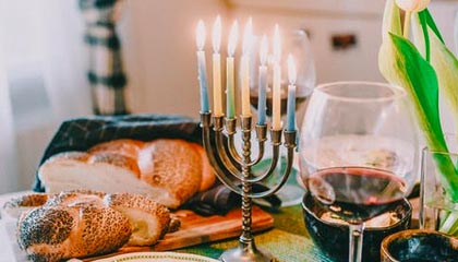 八尺夫人满天星:经典之句背后的深意与文化魅力